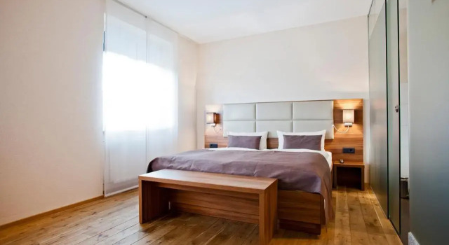 Hotel Drei König, Rezerwuj Hotel Lörrach Markgräflerland