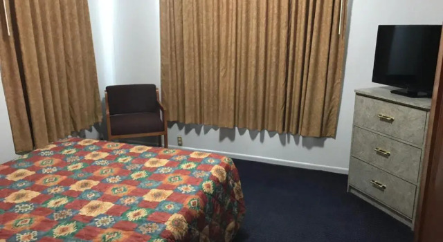 Люкс с 3 комнатами El Camino Motel