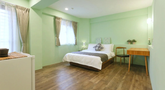 Четырёхместный номер Standard Place Inn Taipei