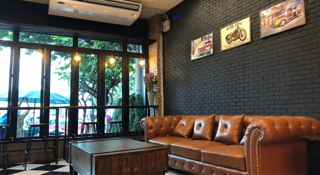 Sleepover Hostel Bangkok