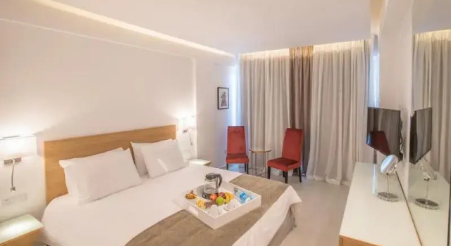 Двухместный номер Superior с балконом и с видом на бассейн Kokkinos Boutique Hotel
