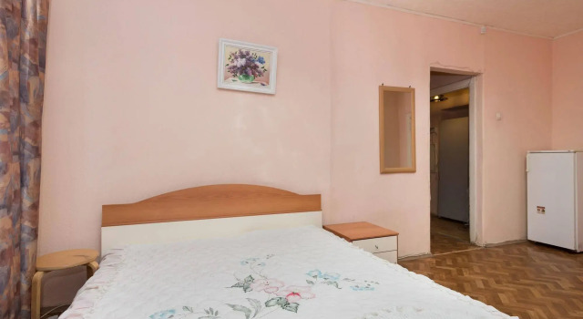Apartments on Krasnom Ieropolis-2, Забронировать Апартаменты/квартира Отели Городского округа Екатеринбурга - Северный управленческий округ с парковкой, Парковка