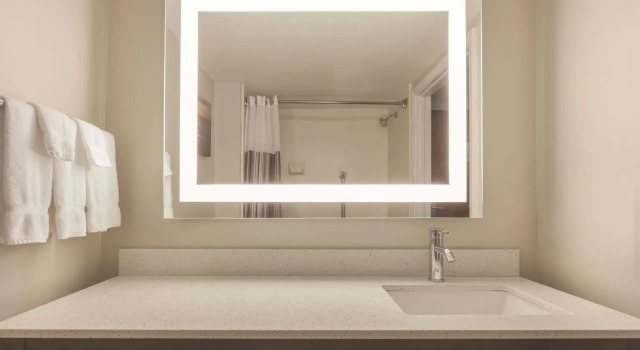Двухместный люкс c 1 комнатой La Quinta by Wyndham Columbus North