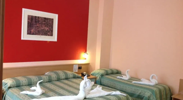 Hotel Ristorante La Pergola, Book Hotel San Giovanni a Piro 