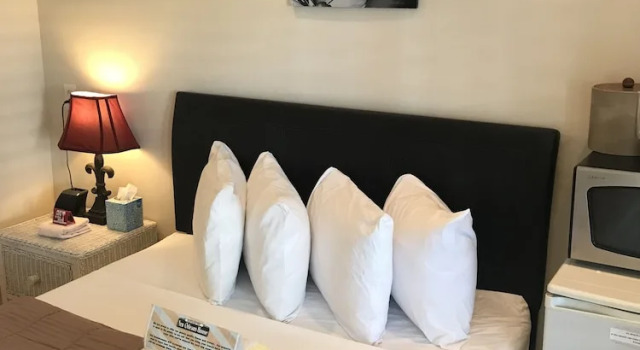 Номер Economy New Orleans House