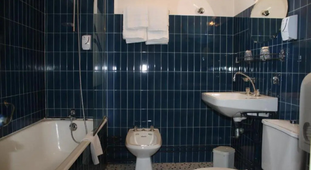 Трёхместный номер Standard Balzac Hôtel Restaurant