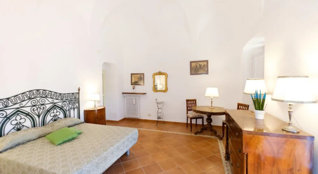 Villa il Turro, Забронировать Вилла Отели в центре Масса-Лубренсе с завтраком, отели в центре Масса-Лубренсе с завтраком