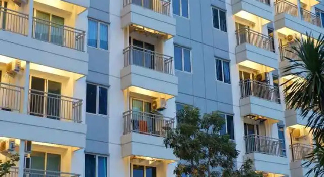 Apartment 2 Bedroom at Tanglin Griya Gailen 4 (ELV), Varaa Huoneisto Hotellit Surabaya pysäköinnillä, lähellä Pakuwon Mall, Pysäköinti
