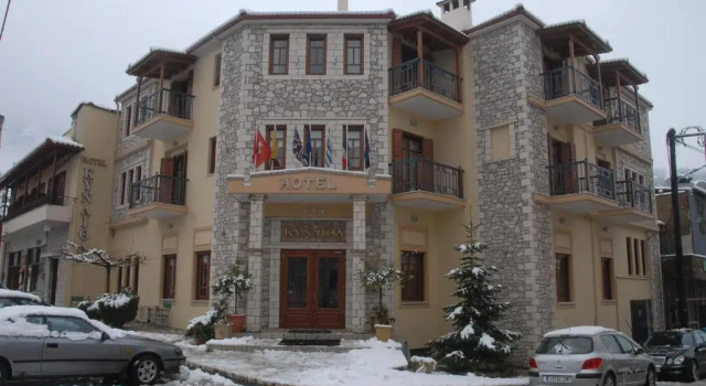 Hotel Kynaitha, Reserva ahora Hotel Kalavrita Helmos