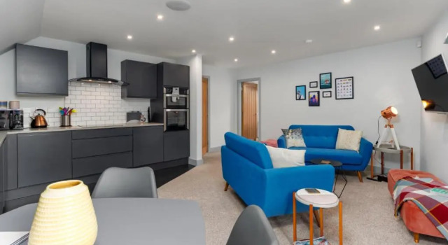 Air Host and Stay - The Scouse House - Quirky 2 bedroom mews house mins from Sefton Park