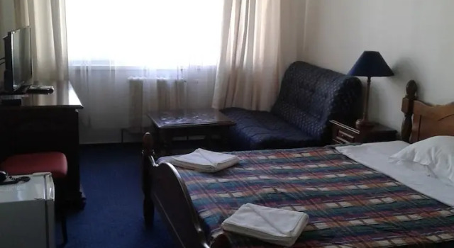 Двухместный номер Economy с балконом Hotel Rotasar