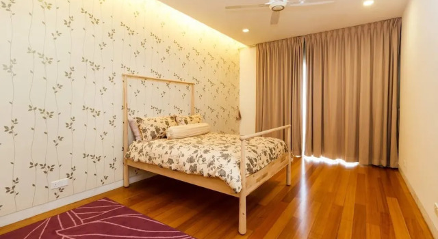 Luxurious 5-Star Residence in Bukit Bintang, Забронировать Отель Отели Куала-Лумпура 3 звезды, рядом с Конгресс-центр Куала-Лумпура, 3*