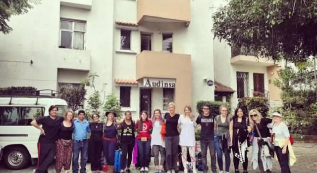 Quetzalroo Boutique Hostel, Забронировать Хостел Зона 10 , рядом с Торговый центр Plaza Fontabella