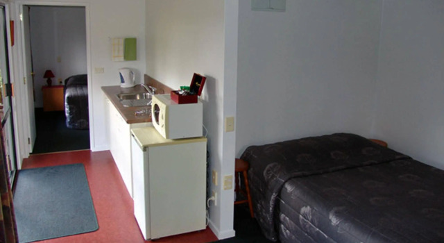 Lake Brunner Country Motel & Holiday Park, Забронировать Мотель Моана регион Уэст-Кост