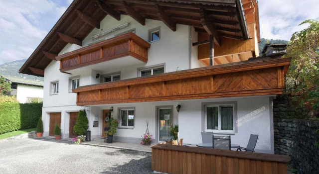 Deluxe Apartment in Sankt Gallenkirch With Mountain View, Prenota Appartamento Hotel a Vorarlberg con parcheggio, Parcheggio