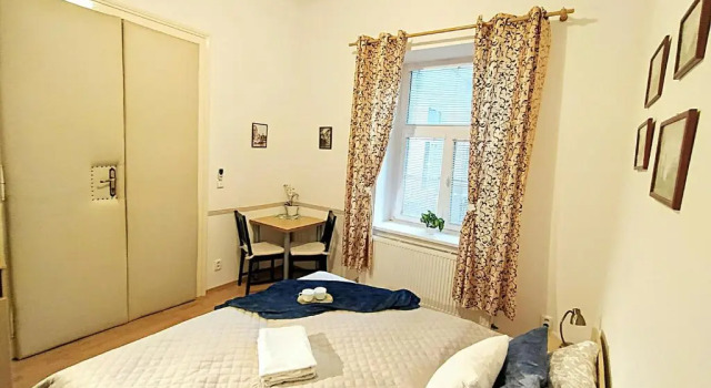 Студия с видом на сад Apartments Historical Centre