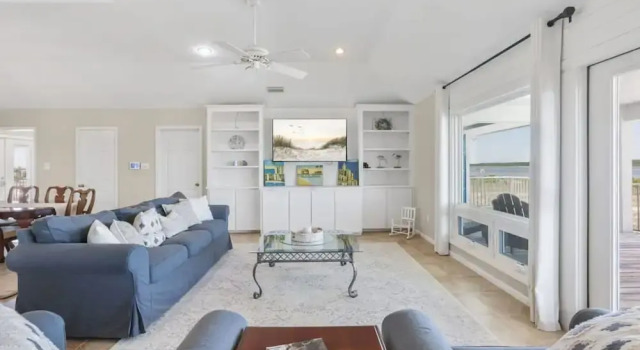 Lagoon Time Beach Home- Elevator Beach Access