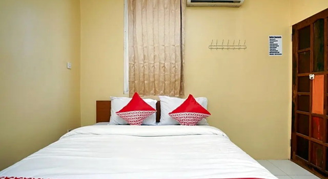 Номер Standard Hotel O Az Zahra Residence Syariah