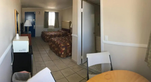 Номер Deluxe Four Winds Motel