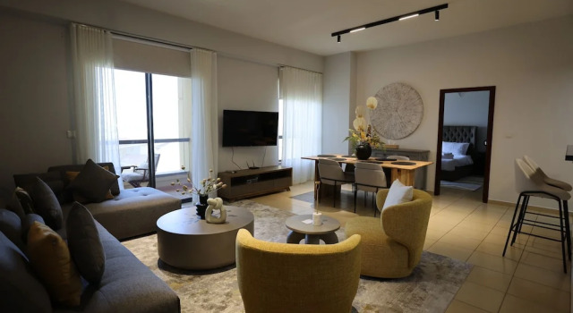 Stylish 1BR with Serene Sea View, Забронировать Апартаменты/квартира Апартаменты Эмирата Дубая, рядом с Dubai Marina Yacht Club, Апартаменты/квартира