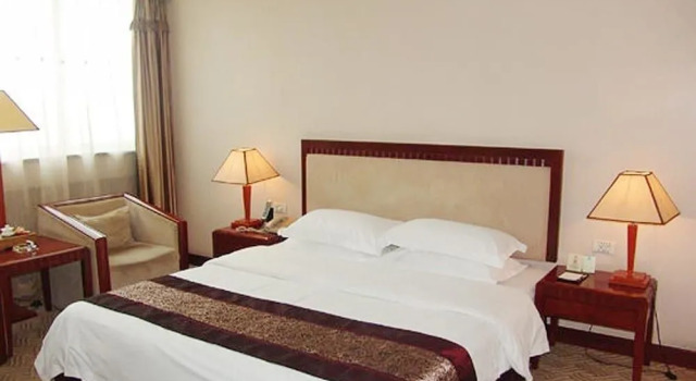 Tonglu Jinxin Hotel, Rezerwuj Hotel Hotele i noclegi w Tonglu, Hotel