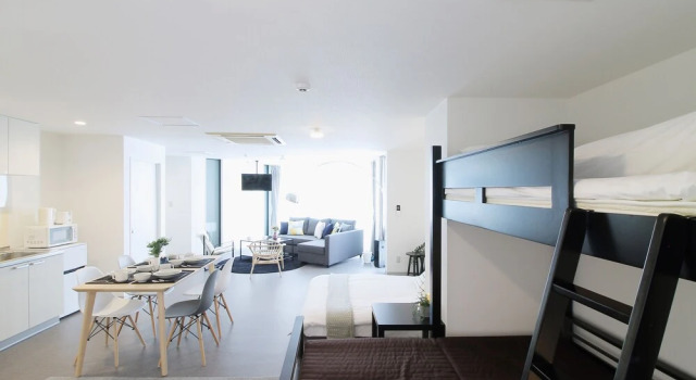 Yoshi Building 302