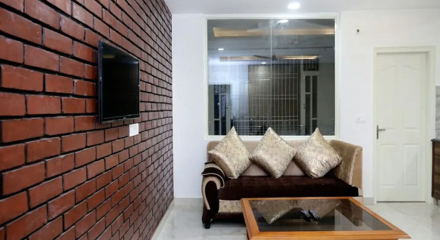 OYO 13769 Home Spacious 3BHK Kasauli