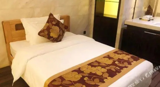 Люкс Premier Rising Hot Spring Resort Kunming