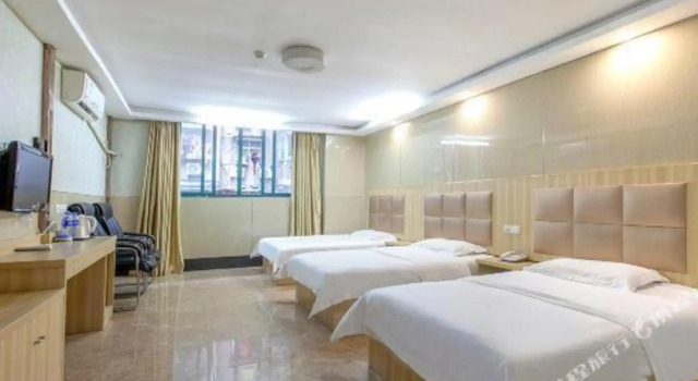 New Beacon Shangju Hotel (Hanzhengjie Subway Station Wuzhan Convention Center), Забронировать Отель Ухань Хубэй, рядом с Zhongshan Park Station