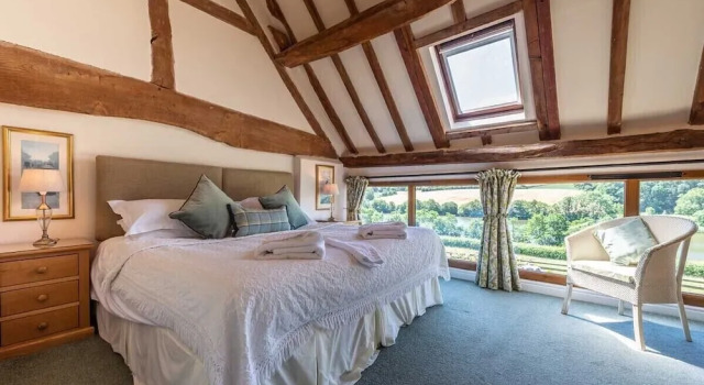 The Dinney Holiday Cottages, Reservar Casa de férias Moradias em Merseyside, Vila