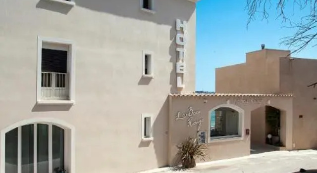 Htel Beau Rivage, Rezerwuj Hotel Hotele w Korsyka z parkingiem, Parking
