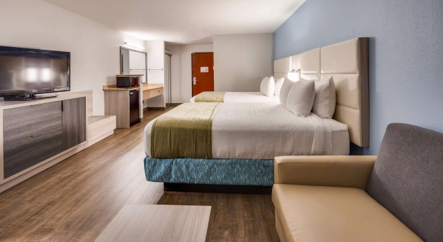 Четырёхместный номер Standard Best Western Sandy Inn