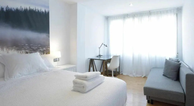 Andrews house 60 m en el centro de Zaragoza, Buchen Sie Hotel Centro 