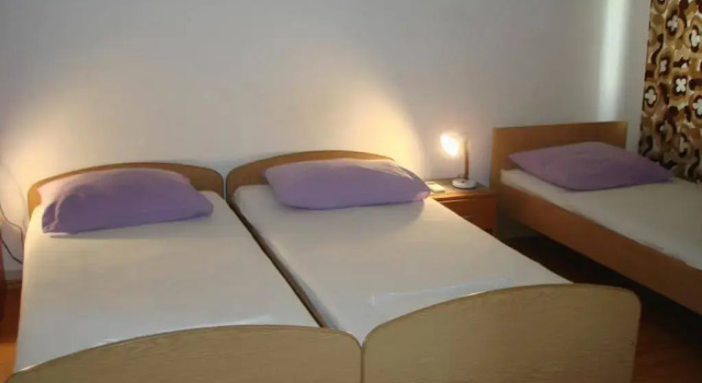 Firule Center Rooms, Prenota Hotel Splitska 