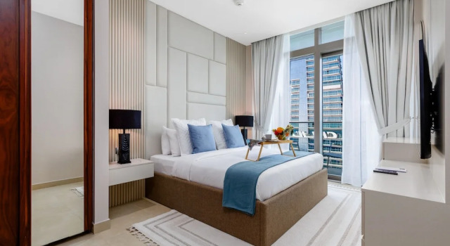 Maison Privee - Exclusive Apt w/ Striking Sea & Dubai Marina Vws, Забронировать Апартаменты/квартира Апартаменты Эмирата Дубая, рядом с Международный яхт-клуб Дубая, Апартаменты/квартира