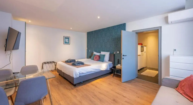 Студия Deluxe Hotel FiLin