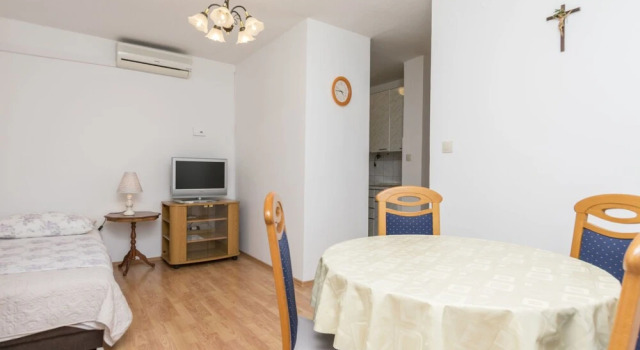 Apartment Marica, Book Lejlighed Hoteller i Split Region med parkering, Parkering
