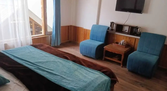 Tirthan Villa Resort, Забронировать Курортный отель Недорогие отели штата Химачал-Прадеш, недорого