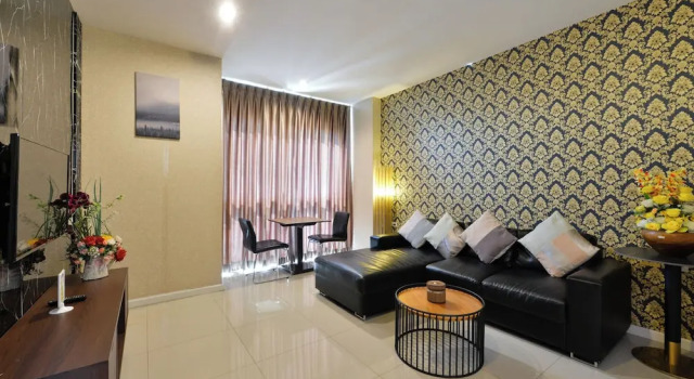 Люкс Premier Three Seasons Bangkok