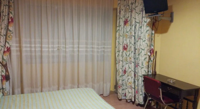 Hotel Restaurante Los Rosales, Book Hotel Congosto Castile and Leon