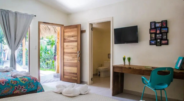 Бунгало с видом на сад Banana Beach Bungalows