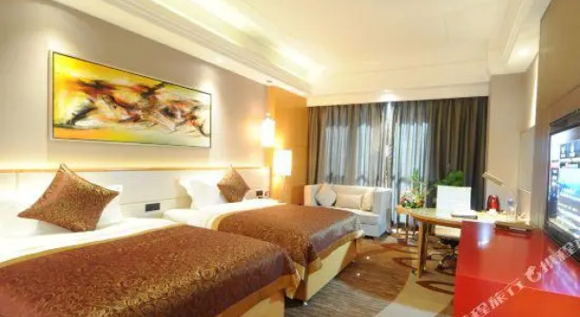 Mesa International Hotel, Rezerwuj Hotel Hotele w Weinan z basenem, Basen