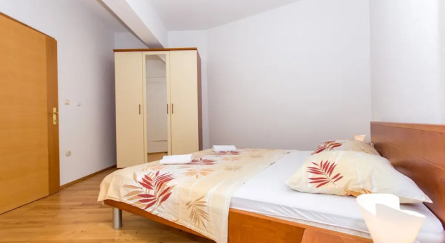 Apartments Lero