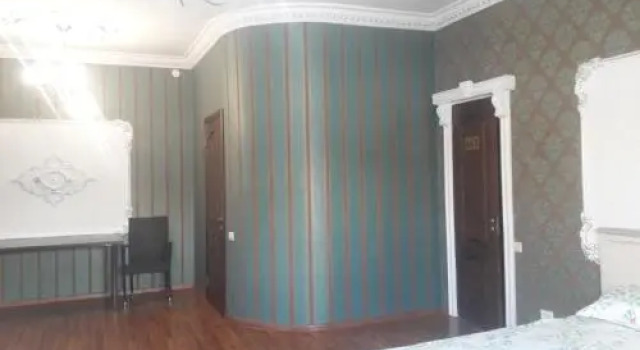 Business Drive Hostel