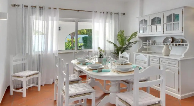 Villa Francella, Rezerwuj Willa Hotele w Algarve z parkingiem, Parking