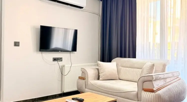 Black House Otel Turi̇zm, Rezervați Hotel-apartament Mersin Mersin Coast