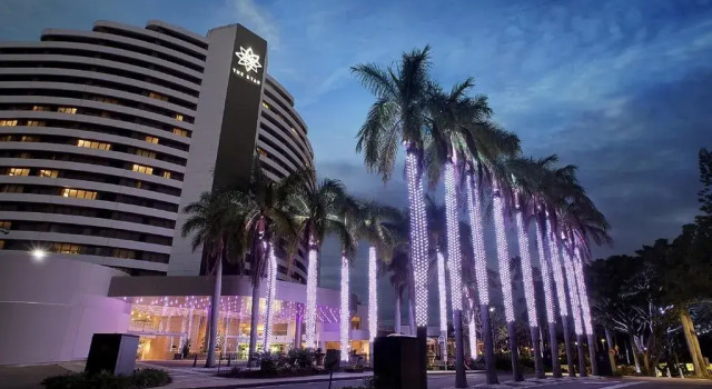 The Star Grand at The Star Gold Coast, Забронировать Отель Бродбич Голд-Кост
