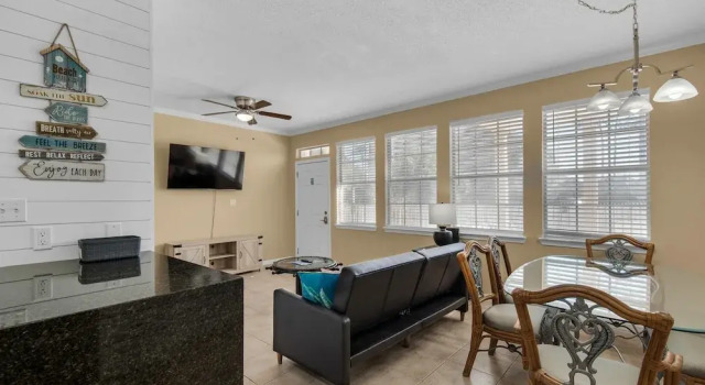 Poinciana Place #123, Rezerwuj Apartament Hotele w Emerald Coast z parkingiem, Parking