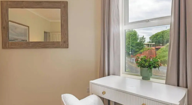 4 Guests - 20min to London - Free Parking - Petsok, Забронировать Отель Отели Англии 3 звезды, 3*