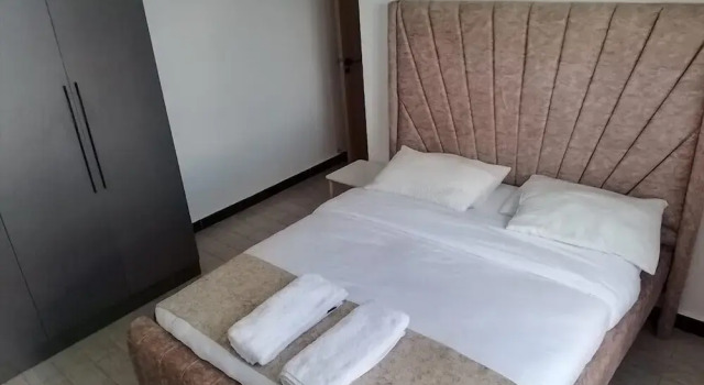Staroot Residences - Dreamy Retreat, Book Apartment Hotels in Nairobi with a Pool, Swimming Pool